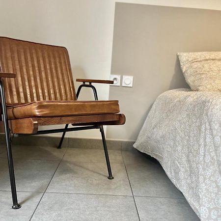 Suite Danbury Lyon Exterior foto